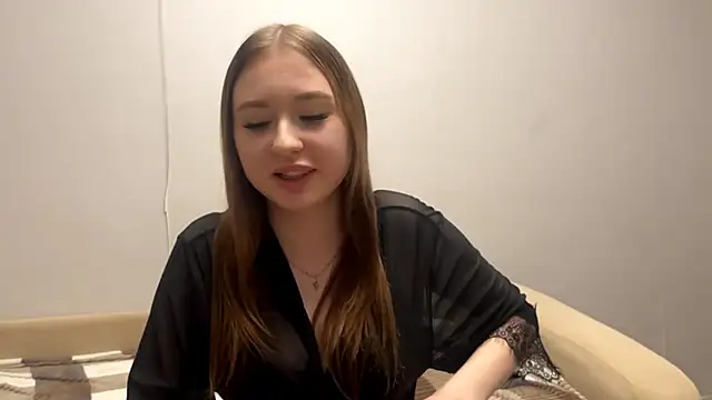 Snapshot of DivaRay chatting on November 28, 10:07 am DivaRay online show from November 28, 10:07 am