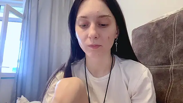 Snapshot of CyberAIice chatting on November 25, 6:24 am CyberAIice online show from November 25, 6:24 am