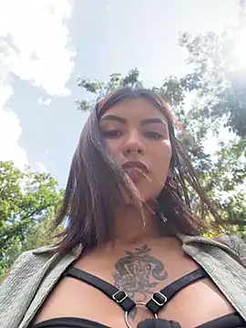Zoe addiction online show from July 2, 11:38 am