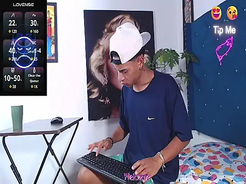 crissex3 online show from March 17, 11:46 am