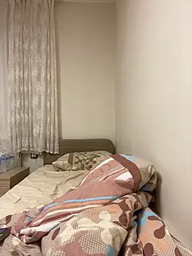 Snapshot of italianbaby001 chatting on February 10, 11:09 pm italianbaby001 online show from February 10, 11:09 pm