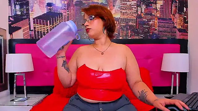 MillyHotsoon online show from March 4, 11:16 am