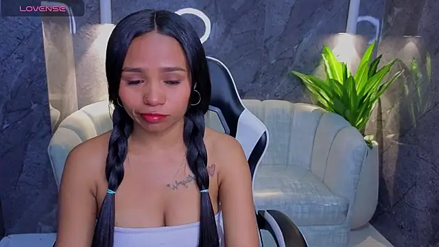 Sofia Tx  online show from November 24, 12:49 pm