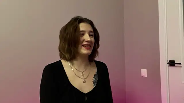 Marimari maur online show from February 18, 1:40 pm