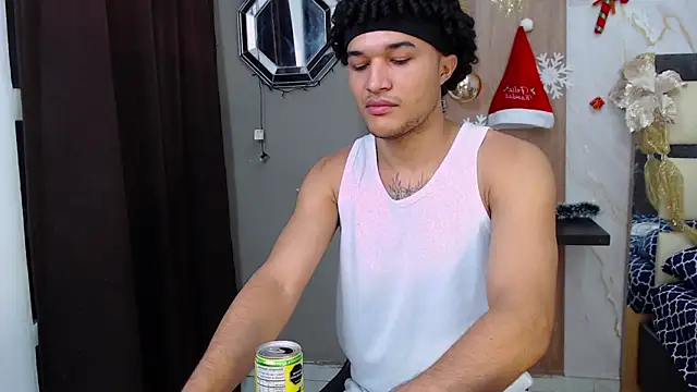 sweett love  online show from December 22, 3:14 am