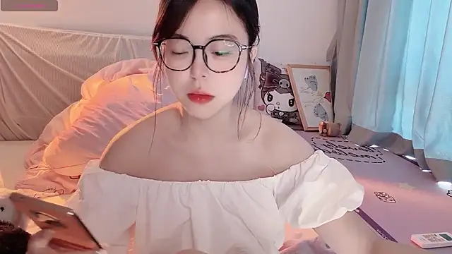 -Angela online show from February 4, 4:07 am