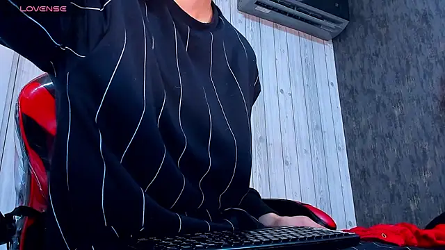 yeikoox online show from November 28, 3:20 am