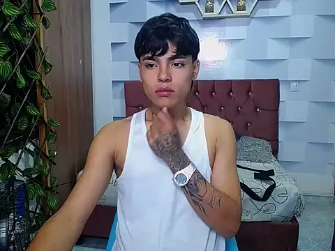 Snapshot of IndigoSexxy chatting on November 23, 1:55 pm IndigoSexxy online show from November 23, 1:55 pm