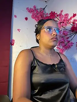 chleo rosse online show from May 5, 3:14 am