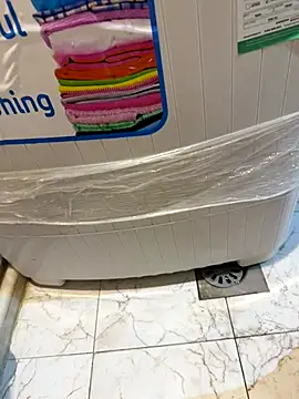 Snapshot of SexyMuslimDick chatting on December 19, 10:55 am SexyMuslimDick online show from December 19, 10:55 am