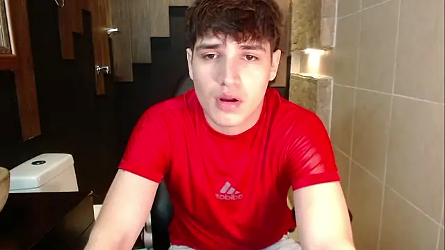 Snapshot of JakeSummer_ chatting on February 9, 1:15 pm JakeSummer online show from February 9, 1:15 pm