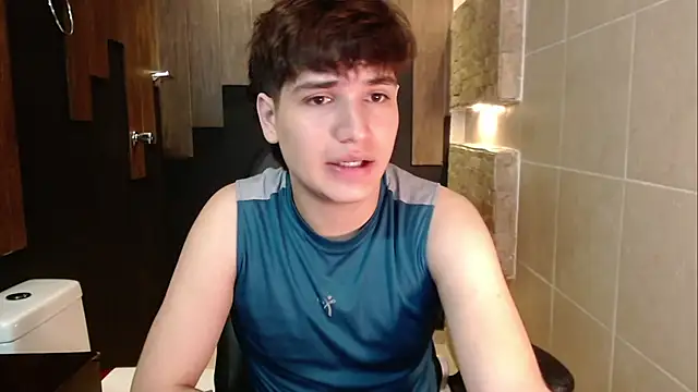 Snapshot of JakeSummer_ chatting on February 10, 1:15 pm JakeSummer online show from February 10, 1:15 pm