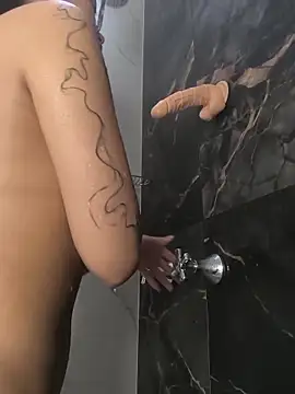 Snapshot of little_xioo_ chatting on November 28, 12:52 pm little xioo online show from November 28, 12:52 pm