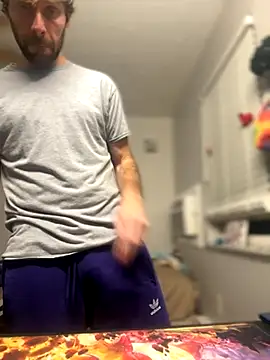 strippingmale1 online show from January 9, 3:31 am