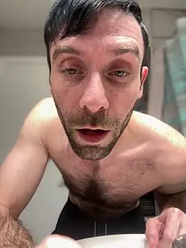 strippingmale1 online show from February 17, 3:03 am