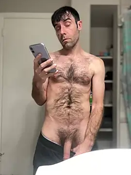strippingmale1 online show from February 25, 5:17 am