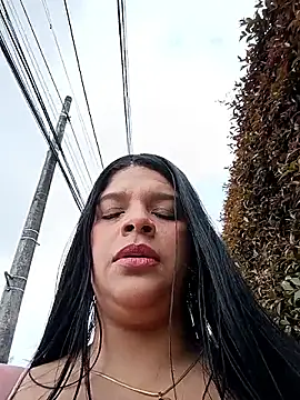 Layla-daring online show from February 6, 6:44 pm