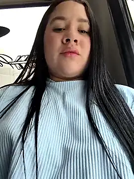 Kendra-daring online show from April 16, 6:30 pm