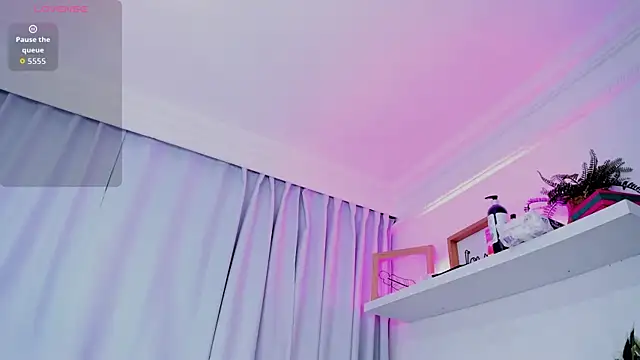 Snapshot of pucca7 chatting on February 20, 12:05 pm pucca7 online show from February 20, 12:05 pm