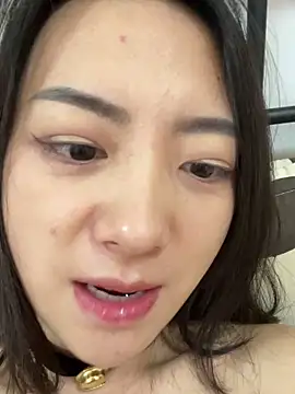 Snapshot of Jinmi125216 chatting on December 4, 8:28 pm Jinmi125216 online show from December 4, 8:28 pm