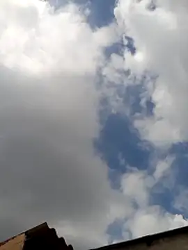 Eezxxx online show from April 12, 9:14 am