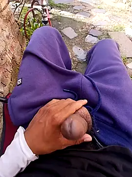 Eezxxx online show from April 15, 6:53 am