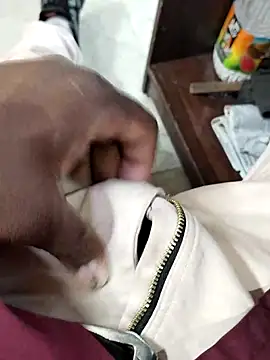 Roy   121 online show from February 26, 12:59 pm