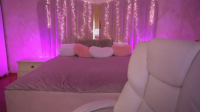 NightAylin online show from March 18, 8:12 pm