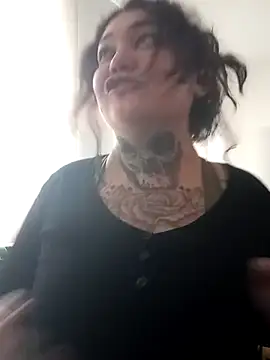 Snapshot of nikideath chatting on August 1, 5:12 pm nikideath online show from August 1, 5:12 pm