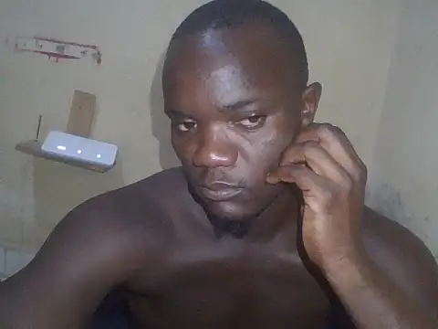 UsTwo  online show from December 2, 9:32 pm