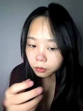 Snapshot of Kiee-lee chatting on December 1, 3:17 pm Kiee-lee online show from December 1, 3:17 pm