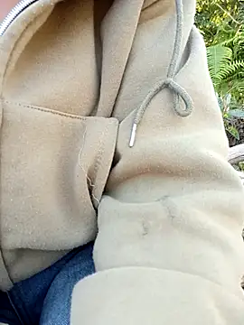 Snapshot of susie_min chatting on November 22, 8:46 am susie min online show from November 22, 8:46 am