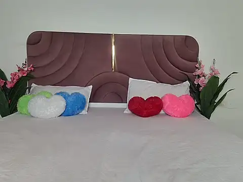 Husan-e-Jasmine online show from February 16, 7:32 pm