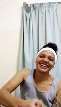Snapshot of Cadence28 chatting on May 24, 6:46 pm Cadence28 online show from May 24, 6:46 pm