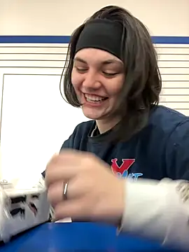 Snapshot of Kora_Kat chatting on December 14, 7:47 am Kora Kat online show from December 14, 7:47 am