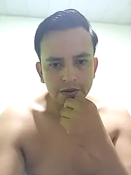 art-e9-2 online show from November 28, 1:25 pm