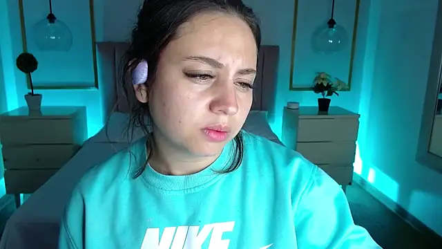 Alice Sinclair  online show from January 9, 12:52 pm