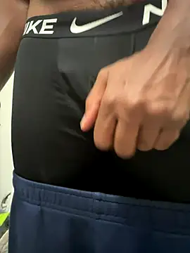 Snapshot of talkyouthroughit chatting on November 20, 4:51 pm talkyouthroughit online show from November 20, 4:51 pm