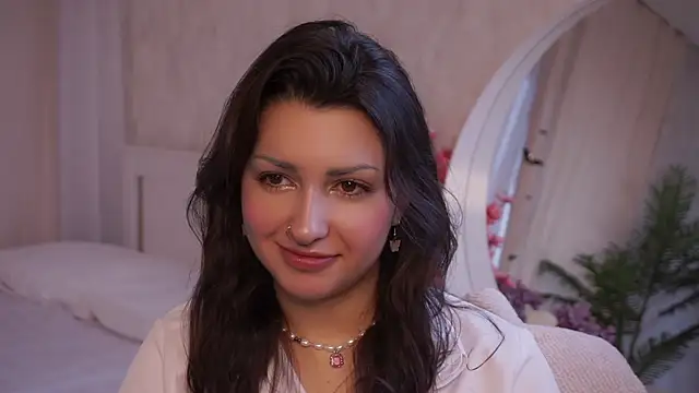 DovieMascall online show from November 24, 7:41 am