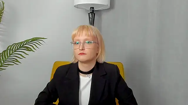 OrphaPerkins online show from November 21, 7:07 am