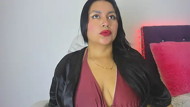 veronicaa squirt online show from May 24, 3:11 am