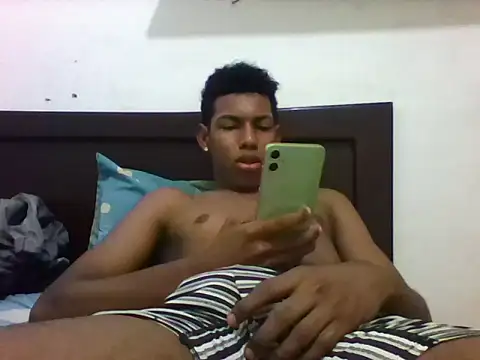 Snapshot of sexeltk chatting on December 22, 5:54 pm sexeltk online show from December 22, 5:54 pm