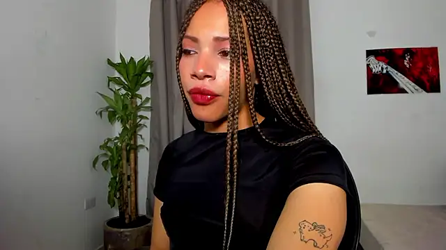 Snapshot of Catty_Noir chatting on February 1, 4:11 am Catty Noir online show from February 1, 4:11 am