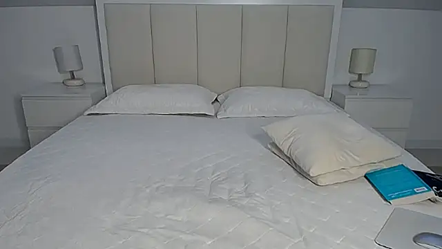 Milena29 online show from December 22, 6:10 am