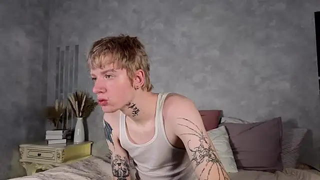 TRAVIS CLAS online show from November 29, 3:15 pm