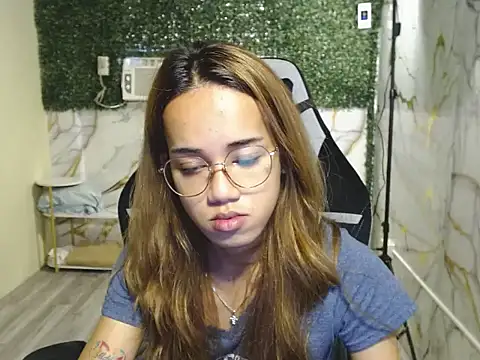 Snapshot of imadriana12 chatting on November 26, 6:14 am imadriana12 online show from November 26, 6:14 am