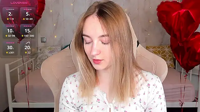 Shy Polly online show from February 25, 12:09 am