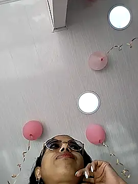 gagitaOficial22 online show from November 22, 6:40 pm