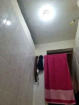 Snapshot of Monitaxhot chatting on November 22, 8:41 pm Monitaxhot online show from November 22, 8:41 pm