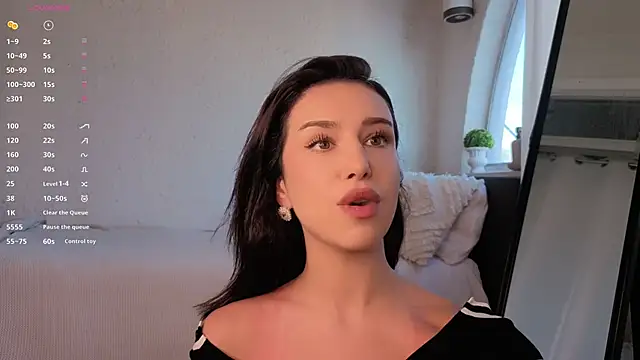 Snapshot of ShyColette chatting on January 8, 9:17 pm ShyColette online show from January 8, 9:17 pm